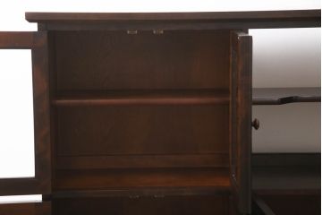 和製ビンテージ　希少デザイン!!　北海道民芸家具　和モダンなお部屋におすすめのサイドボード(食器棚、茶棚、茶箪笥、サイドキャビネット、収納棚、戸棚、ヴィンテージ)(R-066543)