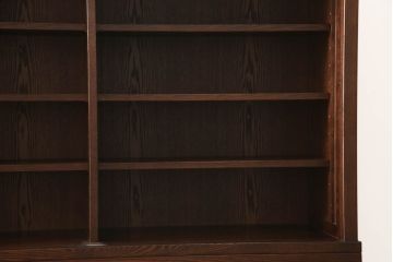 中古　美品　整然と並ぶ縦桟が和モダンな雰囲気を醸し出す水屋箪笥(収納棚、戸棚、食器棚、茶箪笥、茶棚、キャビネット)(R-066546)