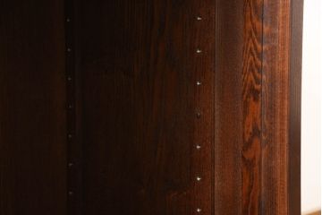 中古　美品　整然と並ぶ縦桟が和モダンな雰囲気を醸し出す水屋箪笥サイドボード(収納棚、戸棚、食器棚、茶箪笥、茶棚、サイドキャビネット、テレビ台、テレビボード、下駄箱)(R-066547)