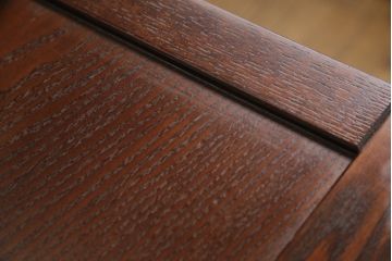 中古　美品　整然と並ぶ縦桟が和モダンな雰囲気を醸し出す水屋箪笥サイドボード(収納棚、戸棚、食器棚、茶箪笥、茶棚、サイドキャビネット、テレビ台、テレビボード、下駄箱)(R-066547)
