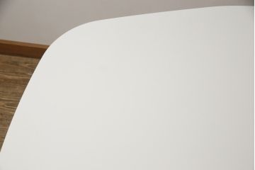 中古　新品同様!!　FRITZ HANSEN(フリッツハンセン)　ANALOG(アナログ)　JH43　北欧テイストのお部屋におすすめなダイニングテーブル(4人掛け、2人掛け、食卓)(定価約26万円)(R-066550)