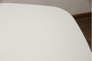 中古　新品同様!!　FRITZ HANSEN(フリッツハンセン)　ANALOG(アナログ)　JH43　北欧テイストのお部屋におすすめなダイニングテーブル(4人掛け、2人掛け、食卓)(定価約26万円)(R-066550)