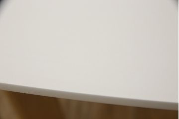中古　新品同様!!　FRITZ HANSEN(フリッツハンセン)　ANALOG(アナログ)　JH43　北欧テイストのお部屋におすすめなダイニングテーブル(4人掛け、2人掛け、食卓)(定価約26万円)(R-066550)
