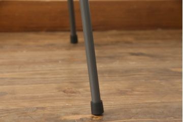 中古　新品同様!!　FRITZ HANSEN(フリッツハンセン)　SERIES 7(セブンチェア)　fh-3107ca-635　カラードアッシュ　ワイルドローズ(WILD ROSE)　北欧モダンなお部屋におすすめ!シャープな脚がお洒落なダイニングチェア(板座チェア、椅子、イス)(定価約7万円)(R-066554)