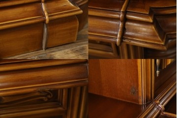 中古　美品!!　激レア!!　幅3.2mの特大サイズ!!　イタリア家具　優美な佇まいと大容量の収納力を兼ね備えたアンティーク調高級キャビネット(キュリオケース、本箱、ブックケース、飾り棚、食器棚、カップボード、収納棚、戸棚)(R-066561)