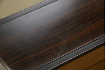 中古　美品　モリシゲ(MORISHIGE/森繁)　水葉(ミズハ)　合皮　和モダンテイストのお部屋づくりにおすすめな3人掛けソファ(アームソファ、三人掛け、3P、トリプルソファ、ローソファ)(定価約100万円)(R-066562)