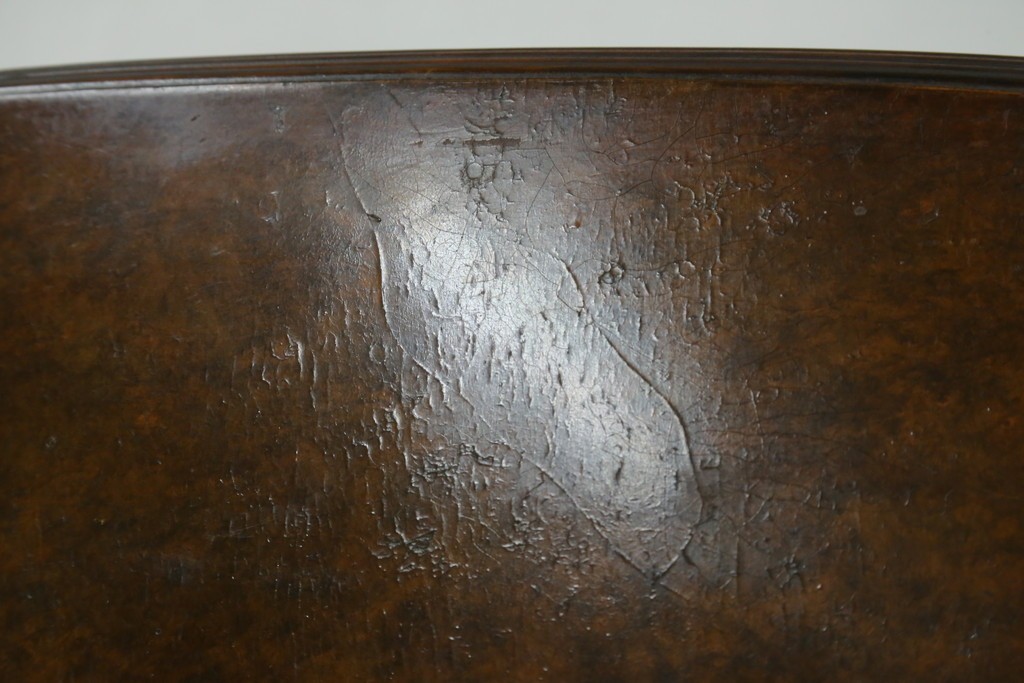 イギリスアンティーク　Browns FURNITURE　バーズアイ(鳥眼杢)の杢目が美しいワードローブ　(R-066563)