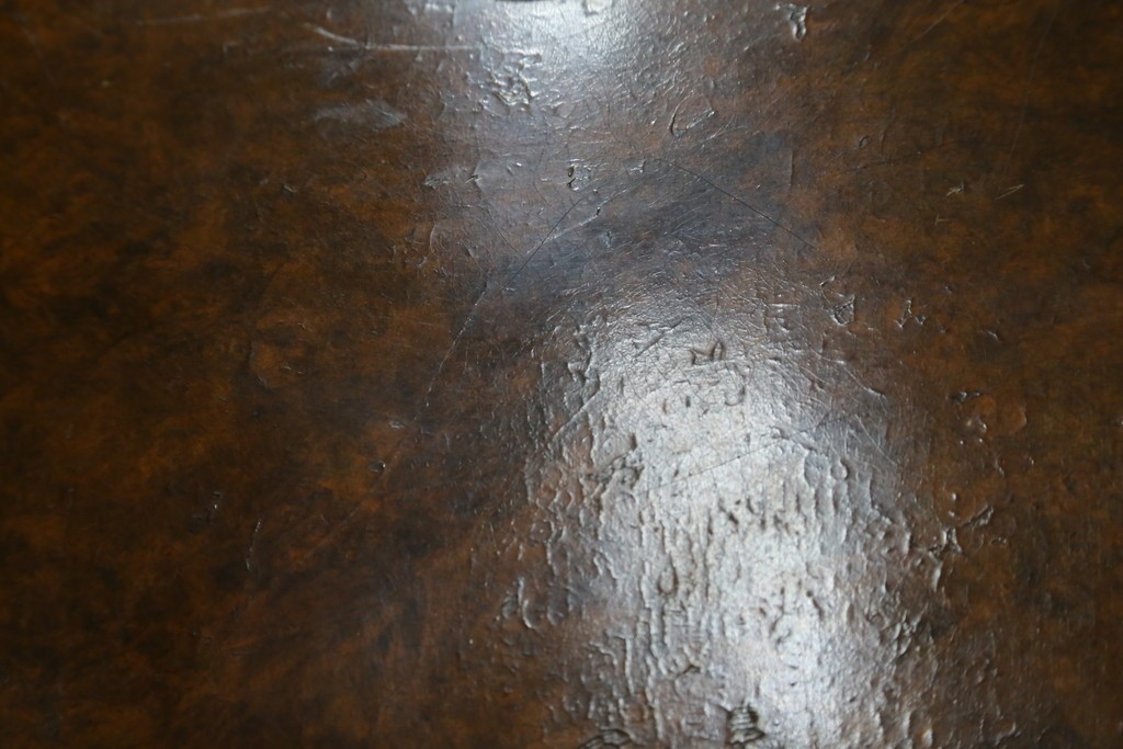 イギリスアンティーク　Browns FURNITURE　バーズアイ(鳥眼杢)の杢目が美しいワードローブ　(R-066563)