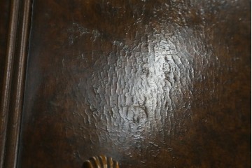 イギリスアンティーク　Browns FURNITURE　バーズアイ(鳥眼杢)の杢目が美しいワードローブ　(R-066563)