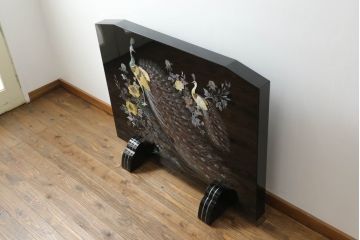 中古　民芸家具　花鳥図　孔雀　表現力の高さが窺える螺鈿細工の衝立て(つい立て、衝い立て、仕切り、パーテーション)(R-066568)