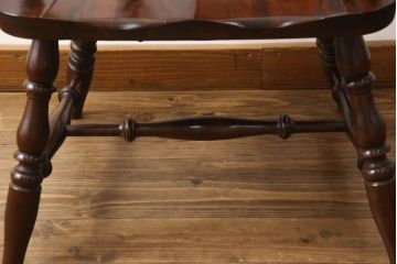 中古　美品　九州民芸家具　挽き物加工の凝ったデザインが魅力的なアームチェア(ダイニングチェア、板座チェア、椅子、イス、ワークチェア)(R-066570)