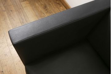 中古　美品　ドイツ製　WALTER KNOLL(ウォルター・ノル)　Norman Foster(ノーマン・フォスター)　FOSTER 500　本革(レザー)　スタイリッシュなデザインが魅力の1人掛けソファ(一人掛け、1Pソファ、アームソファ、ラウンジソファ)(定価約85万円)(R-066579)