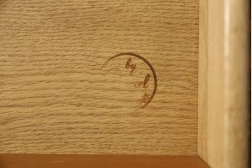 アメリカビンテージ　DREXEL HERITAGE(ドレクセルヘリテイジ)　気品溢れる佇まいが魅力のサイドチェスト(ナイトテーブル、サイドテーブル、飾り台、電話台、引き出し、ヴィンテージ)(R-066582)