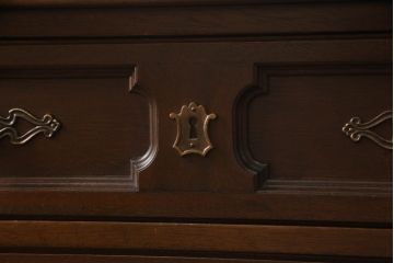 アメリカビンテージ　DREXEL HERITAGE(ドレクセルヘリテイジ)　気品溢れる佇まいが魅力のサイドチェスト(ナイトテーブル、サイドテーブル、飾り台、電話台、引き出し、ヴィンテージ)(R-066582)