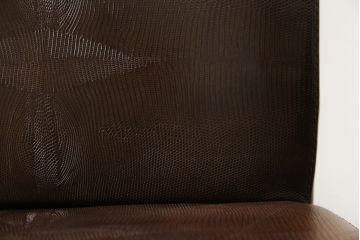 中古　美品　FENDI CASA(フェンディ カーサ)　本革　シンプルながら洗練された佇まいが魅力のダイニングチェア(椅子、イス、レザーチェア)(R-066586)
