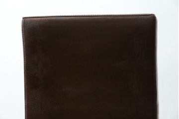 中古　美品　FENDI CASA(フェンディ カーサ)　本革　シンプルながら洗練された佇まいが魅力のダイニングチェア(椅子、イス、レザーチェア)(R-066586)