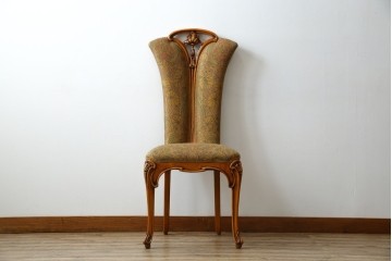 中古　美品　高級ブランド家具　CLイタリア(CLItalia)社　気品あふれる優雅なデザインが魅力のダイニングチェア(サロンチェア、ハイバックチェア、椅子、イス)(定価約55万円)(R-066587)