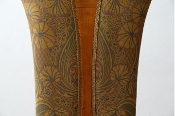 中古　美品　高級ブランド家具　CLイタリア(CLItalia)社　気品あふれる優雅なデザインが魅力のダイニングチェア(サロンチェア、ハイバックチェア、椅子、イス)(定価約55万円)(R-066587)