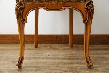 中古　美品　高級ブランド家具　CLイタリア(CLItalia)社　気品あふれる優雅なデザインが魅力のダイニングチェア(サロンチェア、ハイバックチェア、椅子、イス)(定価約55万円)(R-066588)