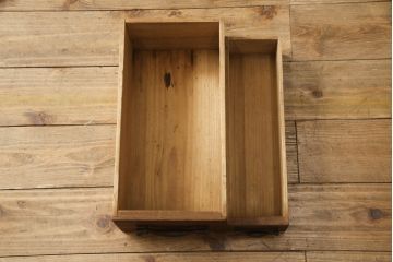 和製アンティーク　希少サイズ!!　重厚感のある佇まいが魅力の五尺水屋箪笥(食器棚、収納棚、重ね戸棚、時代箪笥、茶箪笥、キャビネット)(R-066597)