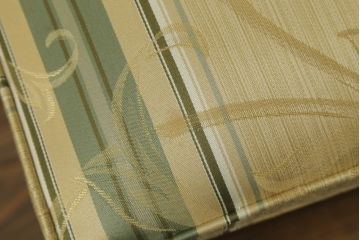 中古　美品　マルニ木工(MARUNI)　地中海シリーズ　カンヌ　クラシカルなデザインのファブリックがお洒落なダイニングチェア2脚セット(椅子、イス)(定価2脚で約16万円)(R-066603)