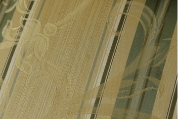 中古　美品　マルニ木工(MARUNI)　地中海シリーズ　カンヌ　クラシカルなデザインのファブリックがお洒落なダイニングチェア2脚セット(椅子、イス)(定価2脚で約16万円)(R-066603)