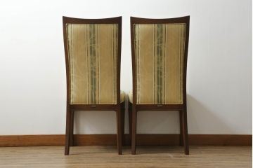 中古　美品　マルニ木工(MARUNI)　地中海シリーズ　カンヌ　クラシカルなデザインのファブリックがお洒落なダイニングチェア2脚セット(椅子、イス)(定価2脚で約16万円)(R-066603)
