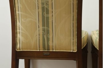 中古　美品　マルニ木工(MARUNI)　地中海シリーズ　カンヌ　クラシカルなデザインのファブリックがお洒落なダイニングチェア2脚セット(椅子、イス)(定価2脚で約16万円)(R-066603)