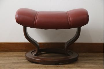 中古　ノルウェー製　EKORNES(エコーネス)　Sサイズ　コンサルシリーズ　クラシック　本革(レザー)　高級感漂う佇まいが魅力のオットマン付きストレスレスチェア(リクライニングチェア、一人掛けソファ、アームチェア、フットスツール、北欧)(R-066605)