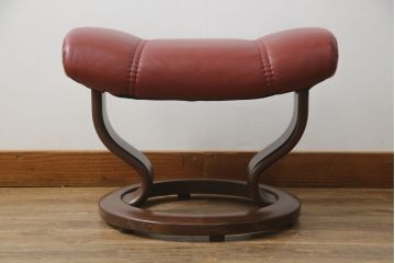 中古　ノルウェー製　EKORNES(エコーネス)　Sサイズ　コンサルシリーズ　クラシック　本革(レザー)　高級感漂う佇まいが魅力のオットマン付きストレスレスチェア(リクライニングチェア、一人掛けソファ、アームチェア、フットスツール、北欧)(R-066605)