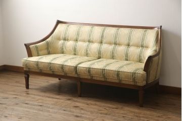 中古　美品!!　マルニ木工(MARUNI)　地中海シリーズ　サランテ　クラシカルなデザインのファブリックが目を引くラブシート(2.5人掛けソファ、2人掛けソファ、3人掛けソファ、アームソファ)(定価約32万円)(R-066606)