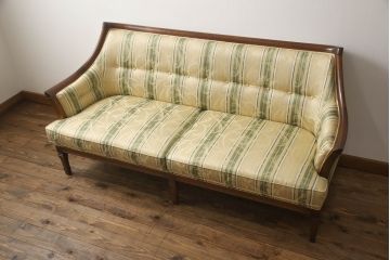 中古　美品!!　マルニ木工(MARUNI)　地中海シリーズ　サランテ　クラシカルなデザインのファブリックが目を引くラブシート(2.5人掛けソファ、2人掛けソファ、3人掛けソファ、アームソファ)(定価約32万円)(R-066606)