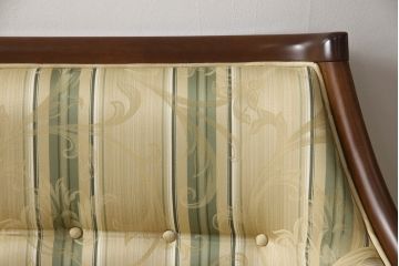 中古　美品!!　マルニ木工(MARUNI)　地中海シリーズ　サランテ　クラシカルなデザインのファブリックが目を引くラブシート(2.5人掛けソファ、2人掛けソファ、3人掛けソファ、アームソファ)(定価約32万円)(R-066606)