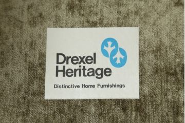 【K.K.様ご決済用】中古　DREXEL HERITAGE(ドレクセルヘリテイジ)　ストライプ柄のファブリックが目を引く1人掛けソファ(1Pソファ、一人掛けソファ、パーソナルソファ、アームチェア、ラウンジチェア)(R-066610)