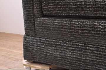 中古　美品　DREXEL HERITAGE(ドレクセルヘリテイジ)　落ち着いたモダンスタイルのお部屋におすすめな3人掛けソファ(三人掛けソファ、トリプルソファ、3P、アームソファ)(R-066611)