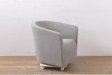 中古　極美品　arflex(アルフレックス)　PANETUN(パネトゥーン)　回転式　シンプルなデザインが魅力のラウンジチェア(パーソナルチェア、一人掛けソファ、1人掛けソファ、アームチェア、回転椅子、回転イス)(定価約30万円)(R-066614)