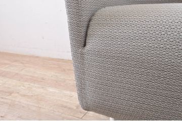 中古　極美品　arflex(アルフレックス)　PANETUN(パネトゥーン)　回転式　シンプルなデザインが魅力のラウンジチェア(パーソナルチェア、一人掛けソファ、1人掛けソファ、アームチェア、回転椅子、回転イス)(定価約30万円)(R-066614)