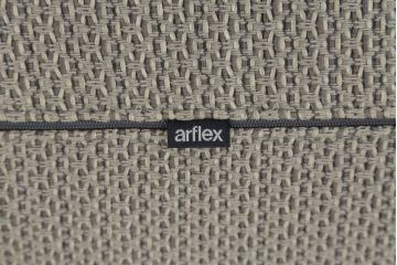中古　極美品　arflex(アルフレックス)　PANETUN(パネトゥーン)　回転式　シンプルなデザインが魅力のラウンジチェア(パーソナルチェア、一人掛けソファ、1人掛けソファ、アームチェア、回転椅子、回転イス)(定価約30万円)(R-066615)