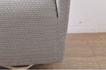 中古　極美品　arflex(アルフレックス)　PANETUN(パネトゥーン)　回転式　シンプルなデザインが魅力のラウンジチェア(パーソナルチェア、一人掛けソファ、1人掛けソファ、アームチェア、回転椅子、回転イス)(定価約30万円)(R-066616)