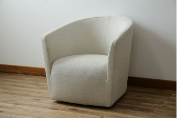 中古　極美品　arflex(アルフレックス)　PANETUN(パネトゥーン)　回転式　シンプルなデザインが魅力のラウンジチェア(パーソナルチェア、一人掛けソファ、1人掛けソファ、アームチェア、回転椅子、回転イス)(定価約30万円)(R-066617)