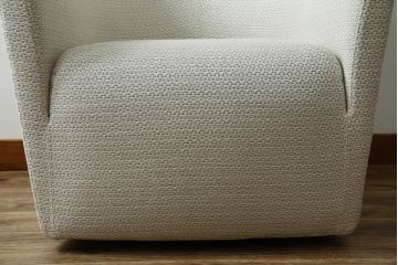 中古　極美品　arflex(アルフレックス)　PANETUN(パネトゥーン)　回転式　シンプルなデザインが魅力のラウンジチェア(パーソナルチェア、一人掛けソファ、1人掛けソファ、アームチェア、回転椅子、回転イス)(定価約30万円)(R-066617)