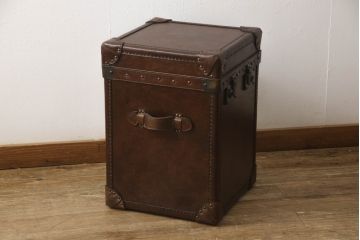 中古　イギリス製　HALO(ハロ)　PARIS TRUNK(パリストランク)　ヴィンテージスタイルのお部屋におすすめなトランクボックス(収納ボックス、ディスプレイ雑貨、収納箱、サイドテーブル、英国)(R-066618)