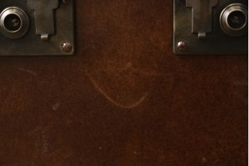 中古　イギリス製　HALO(ハロ)　PARIS TRUNK(パリストランク)　ヴィンテージスタイルのお部屋におすすめなトランクボックス(収納ボックス、ディスプレイ雑貨、収納箱、サイドテーブル、英国)(R-066618)
