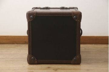 中古　イギリス製　HALO(ハロ)　PARIS TRUNK(パリストランク)　ヴィンテージスタイルのお部屋におすすめなトランクボックス(収納ボックス、ディスプレイ雑貨、収納箱、サイドテーブル、英国)(R-066618)