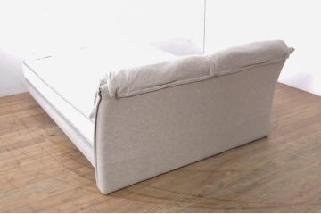 中古　超美品　ACTUS(アクタス)　ソシア(SOSIA)　ドリームベッド(dream bed)　ヘッドクッション付き　上質なくつろぎの時間を演出するNOSTAGE MATTRESS(ノスタージュ マットレス)付きダブルベッド(ベッドフレーム、マットレス、ヘッドボード)(定価:ベッドフレーム約12万円/マットレス約14万円)(R-066619)
