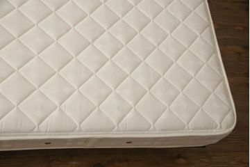 中古　Cassina(カッシーナ)　L31　SITE(サイト)　洗練された佇まいが魅力のセミダブルベッド(ベッドフレーム、マットレス)(定価約60万円)(R-066620)