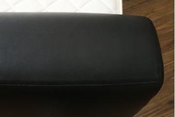 中古　Cassina(カッシーナ)　L31　SITE(サイト)　洗練された佇まいが魅力のシングルベッド(ベッドフレーム、マットレス)(定価約50万円)(R-066621)