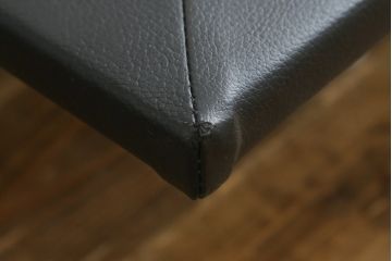 中古　Cassina(カッシーナ)　L31　SITE(サイト)　洗練された佇まいが魅力のシングルベッド(ベッドフレーム、マットレス)(定価約50万円)(R-066621)