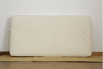 中古　Cassina(カッシーナ)　L31　SITE(サイト)　洗練された佇まいが魅力のシングルベッド(ベッドフレーム、マットレス)(定価約50万円)(R-066621)