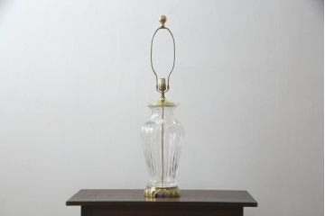 中古　展示品　美品!!　DREXEL HERITAGE(ドレクセルヘリテイジ)取り扱い　クリスタル　真鍮製　エレガントなデザインが魅力的な高級テーブルスタンド(卓上照明、シェード、テーブルスタンド、デスクスタンド、ナイトランプ)(R-066623)